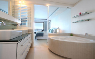 Master-Bedroom-bathroom-2