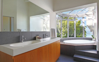 Master-bedroom-bathroom-1