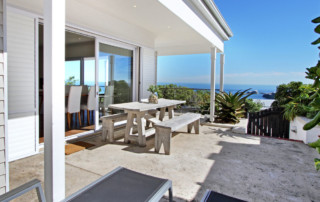 Outdoor-dining