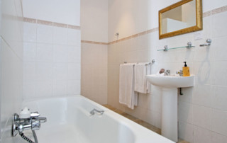 Third-Bedroom-bathroom-1